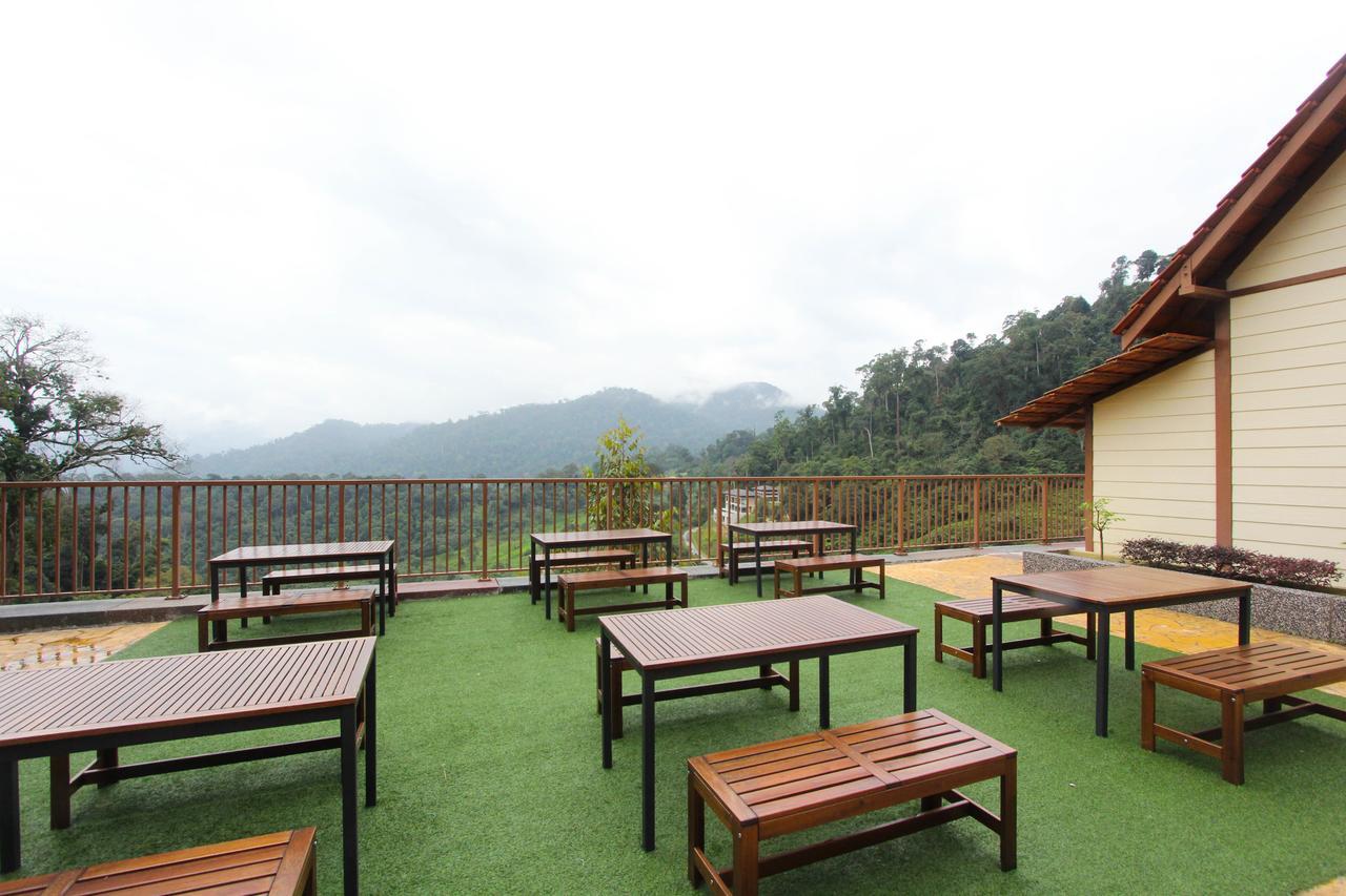 Peppaville Resort Janda Baik Экстерьер фото