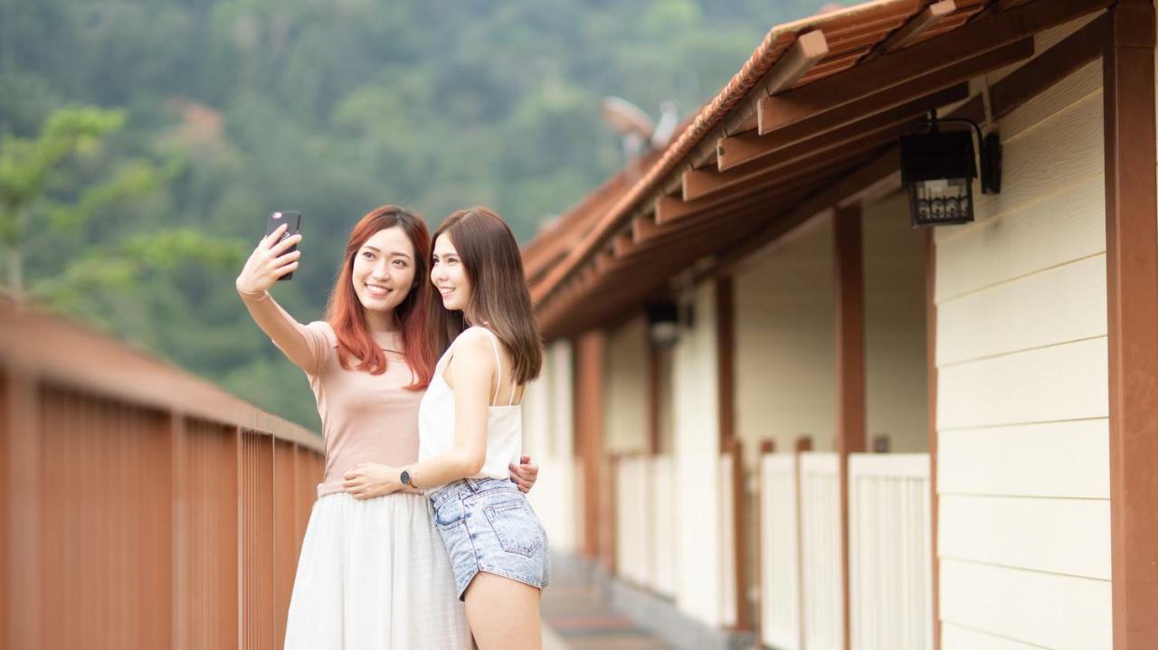 Peppaville Resort Janda Baik Экстерьер фото